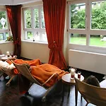 Otel Romantisches Menzhausen 4*