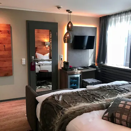 Hotel Romantisches Menzhausen 4*